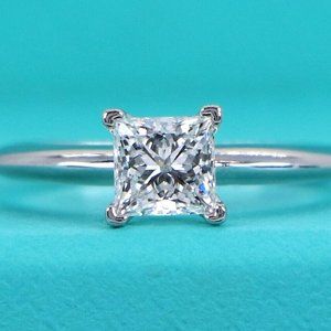 20802 Tiffany & Co. Platinum 0.75ct G VS2 Princess Diamond Engagement Ring 5